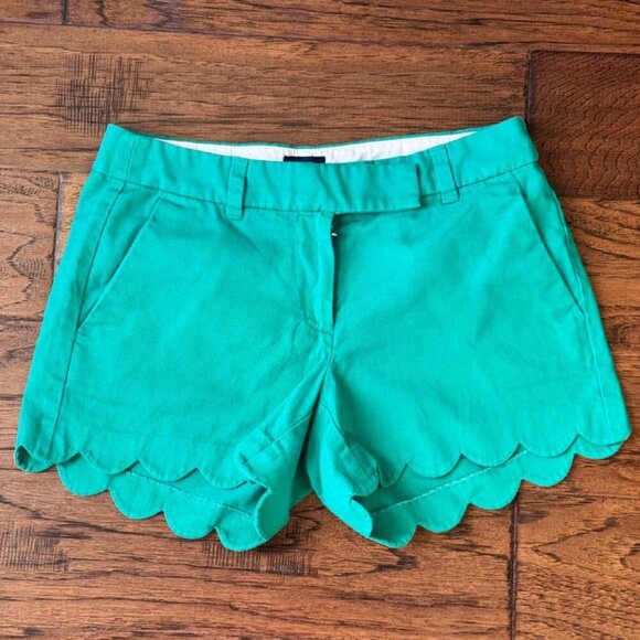 J. Crew Signature Scalloped Cotton Shorts in Green - Size 2 - Picture 1 of 6